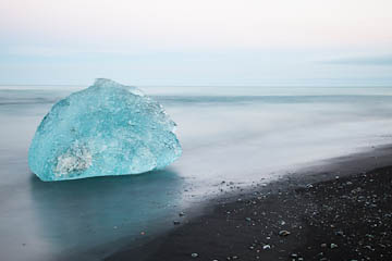 Jökulsárlón, where glacial ice flows into the lagoon, and then out to the ocean, Iceland